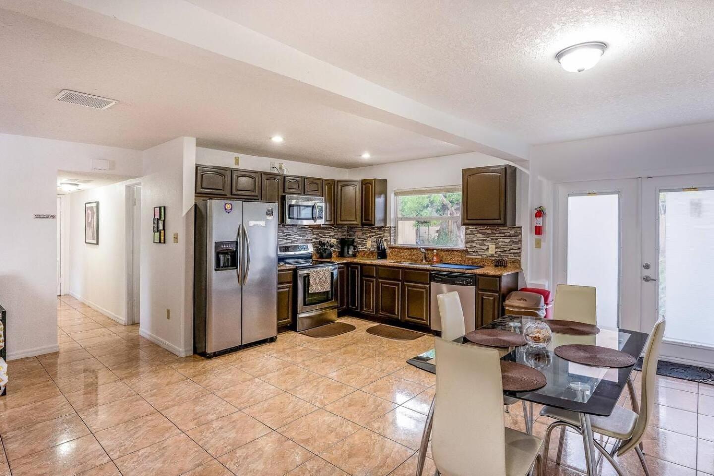 Cozy 2 Bedroom In The Heart Of Orlando With Kitchen! Exterior foto